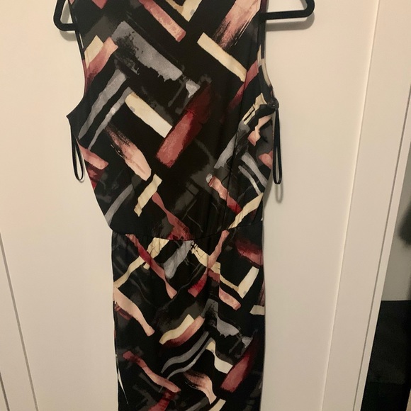 WHBM Dress EUC - 6 (fits like size 10) - Picture 2 of 3